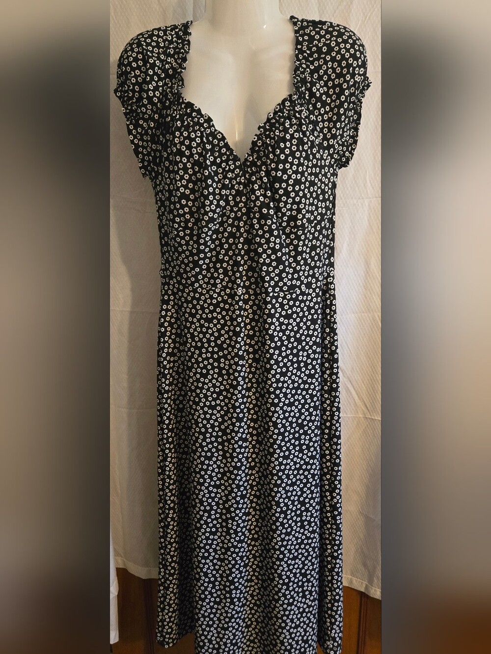 Ardene Black Floral Print Midi  Dress